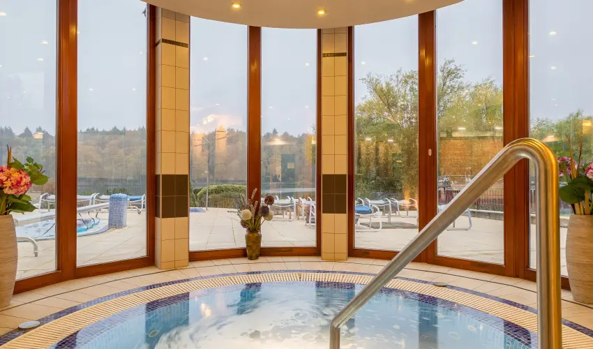 T Wellness Hotel Bnk - Augusztus 20 - hossz htvge