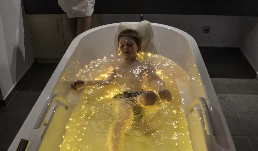 T Wellness Hotel Bnk - Augusztus 20 - hossz htvge