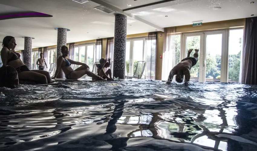 T Wellness Hotel Bnk - Augusztus 20 - hossz htvge