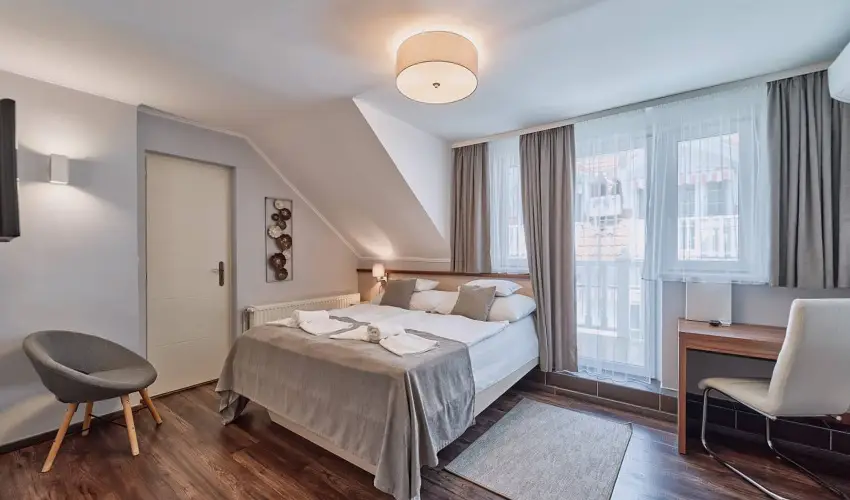 Tokajer Wellness Panzi� Keszthely - Augusztus 20. (min. 2 �j)