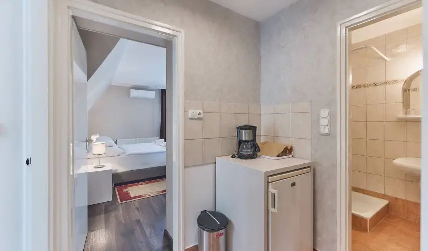 Tokajer Wellness Panzi� Keszthely - Augusztus 20. (min. 2 �j)