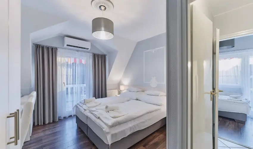 Tokajer Wellness Panzi� Keszthely - Augusztus 20. (min. 2 �j)
