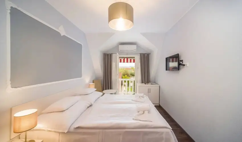 Tokajer Wellness Panzi� Keszthely - Augusztus 20. (min. 2 �j)