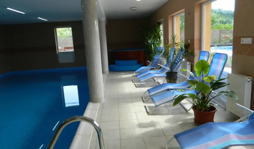 T�kert Fogad� Nagym�nyok - Augusztus 20. (min. 5 �j)