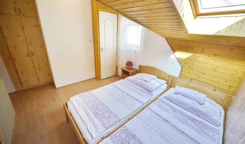 T�kert Fogad� Nagym�nyok - Augusztus 20. (min. 5 �j)