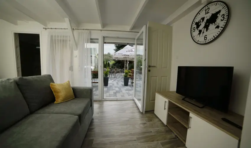 T�kert Fogad� Nagym�nyok - Augusztus 20. (min. 5 �j)