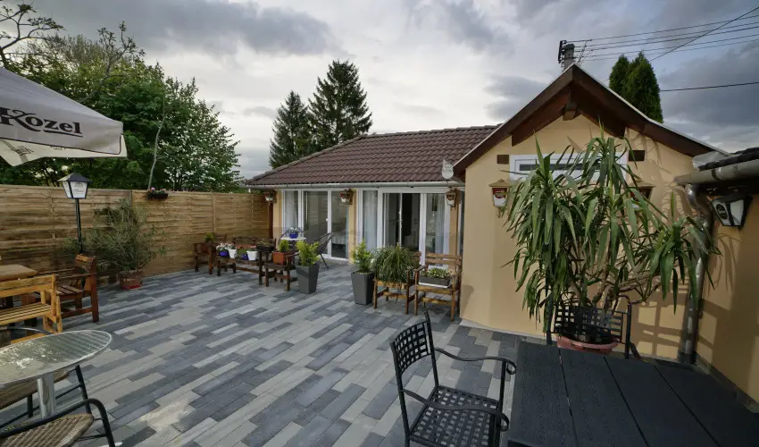 T�kert Fogad� Nagym�nyok - Augusztus 20. (min. 5 �j)