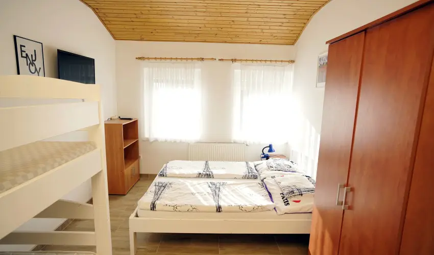 T�kert Fogad� Nagym�nyok - Augusztus 20. (min. 5 �j)