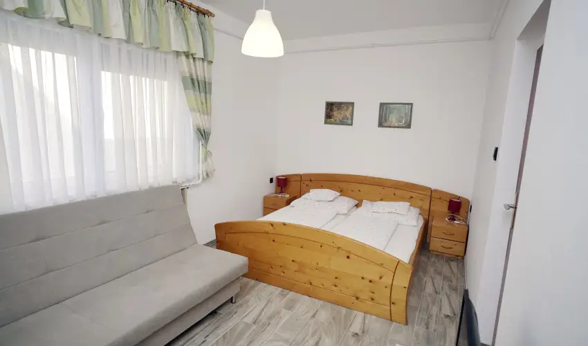 T�kert Fogad� Nagym�nyok - Augusztus 20. (min. 5 �j)