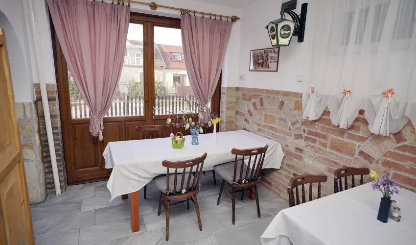 T�kert Fogad� Nagym�nyok - Augusztus 20. (min. 5 �j)