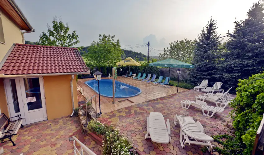 T�kert Fogad� Nagym�nyok - Augusztus 20. (min. 5 �j)