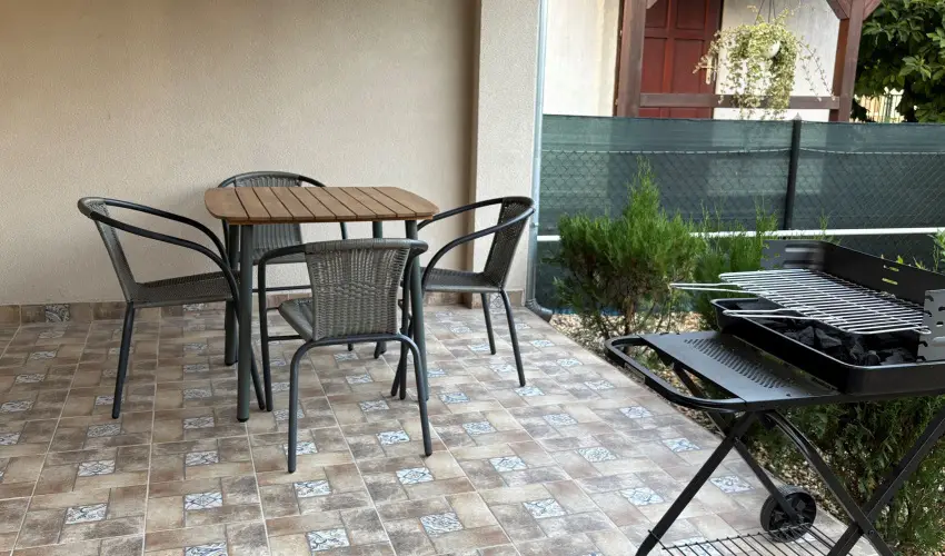 T�csi lak Szigetszentm�rton - Augusztus 20. (min. 2 �j)