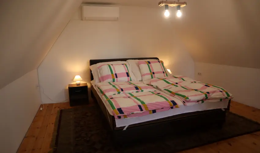 T�csi lak Szigetszentm�rton - Augusztus 20. (min. 2 �j)