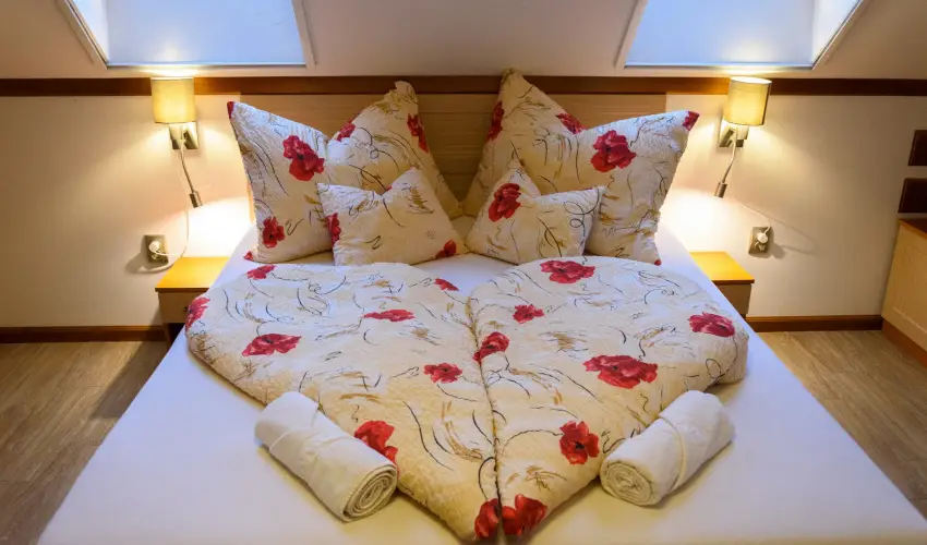 Tulipn Vendghz rvnyes - Augusztus 20. (min. 3 j)