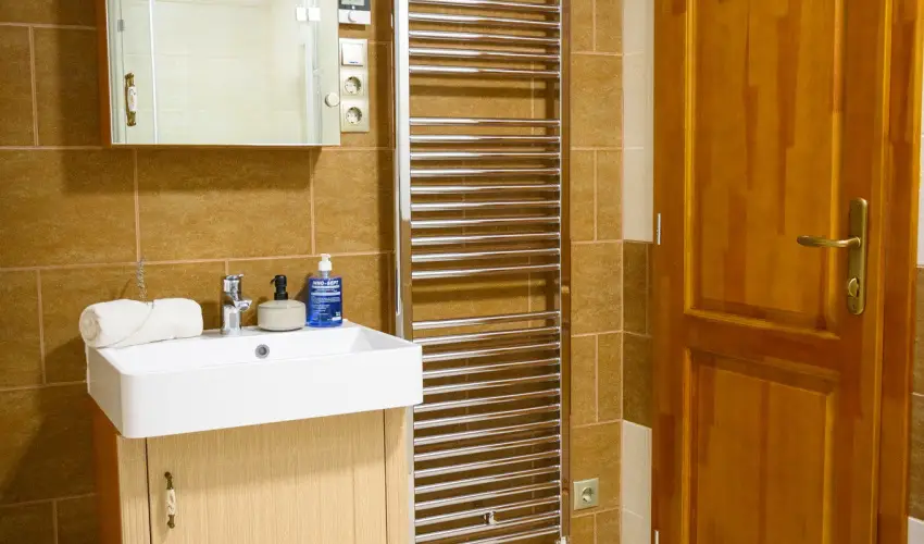 Tulipn Vendghz rvnyes - Augusztus 20. (min. 3 j)