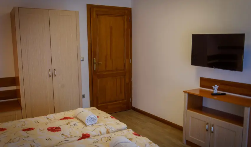 Tulipn Vendghz rvnyes - Augusztus 20. (min. 3 j)