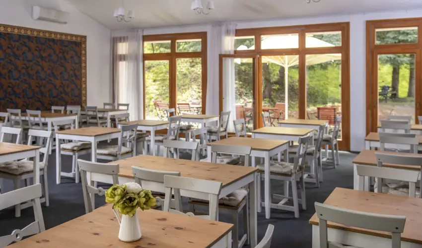 T�nd�rkert Hotel Noszvaj - Augusztus 20.