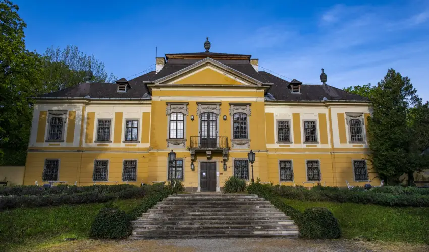 T�nd�rkert Hotel Noszvaj - Augusztus 20.