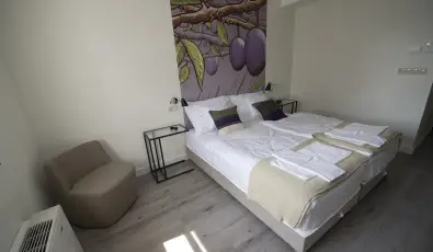 Vadkert Major S�rv�r