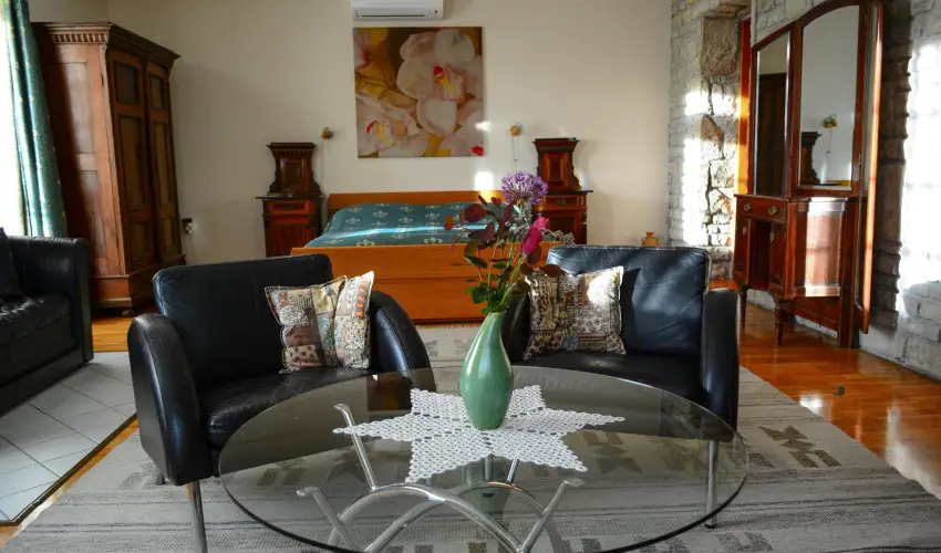 Vadr�zsa Vend�gh�z Szentendre - Augusztus 20. (min. 2 �j)
