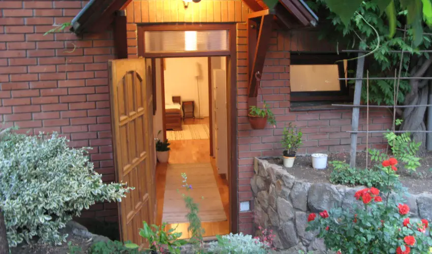 Vadr�zsa Vend�gh�z Szentendre - Augusztus 20. (min. 2 �j)