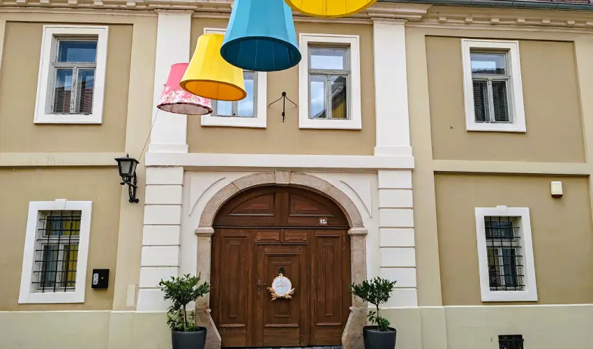 V�rosi Vend�gh�z Szentendre Szentendre - Augusztus 20.