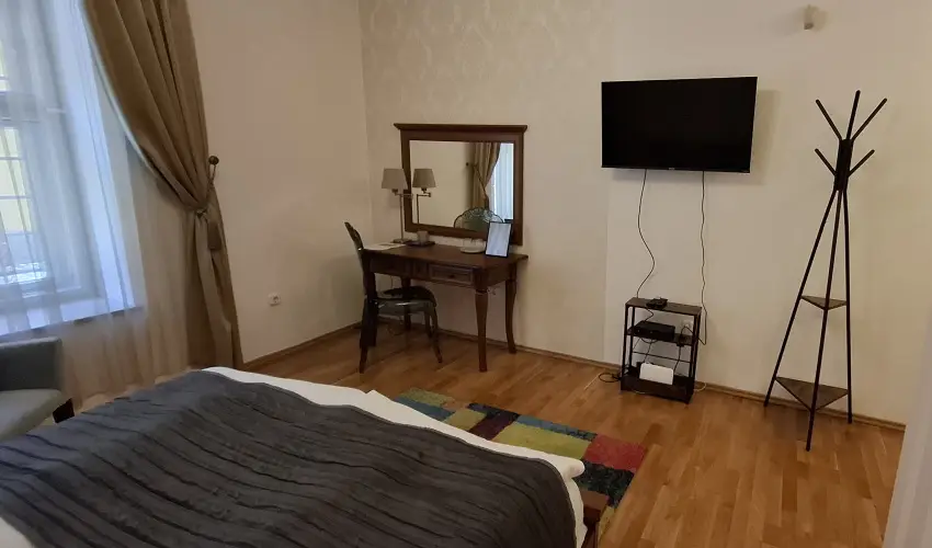 V�rosi Vend�gh�z Szentendre Szentendre - Augusztus 20.
