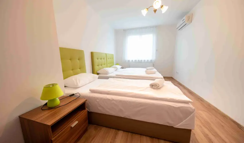 Veritas Apartmanhz Zamrdi - Augusztus 20. (min. 3 j)