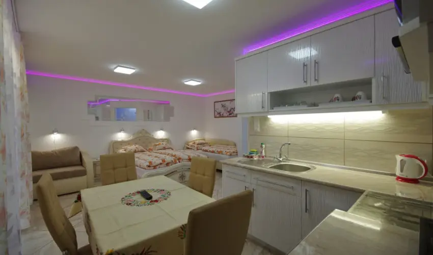 Veronika Apartman De Luxe Gyula - Augusztus 20. (min. 2 �j)