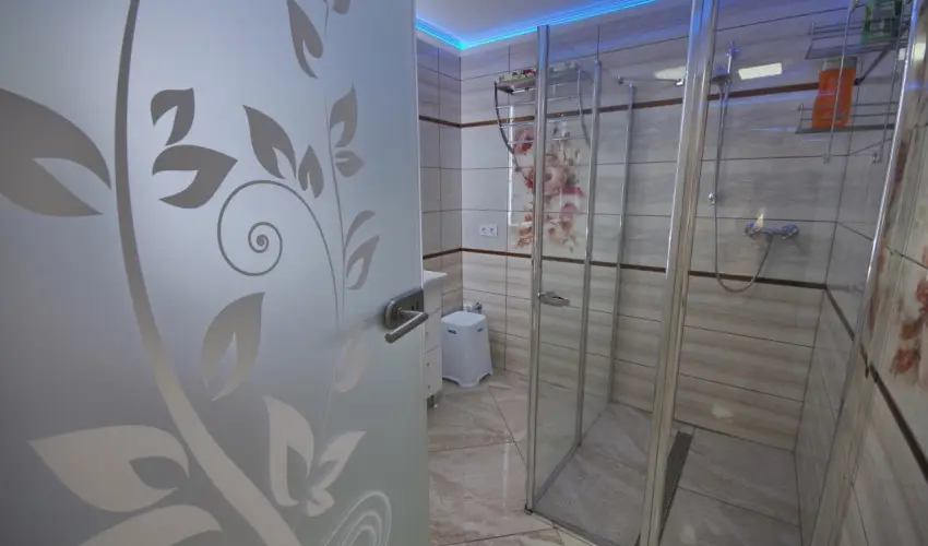 Veronika Apartman De Luxe Gyula - Augusztus 20. (min. 2 �j)