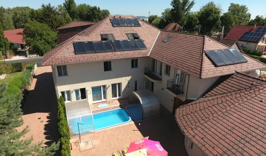 Viktor Bor- s Vendghz Balatonmriafrd - Augusztus 20.