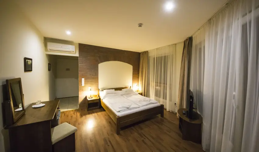 Viktor Bor- s Vendghz Balatonmriafrd - Augusztus 20.