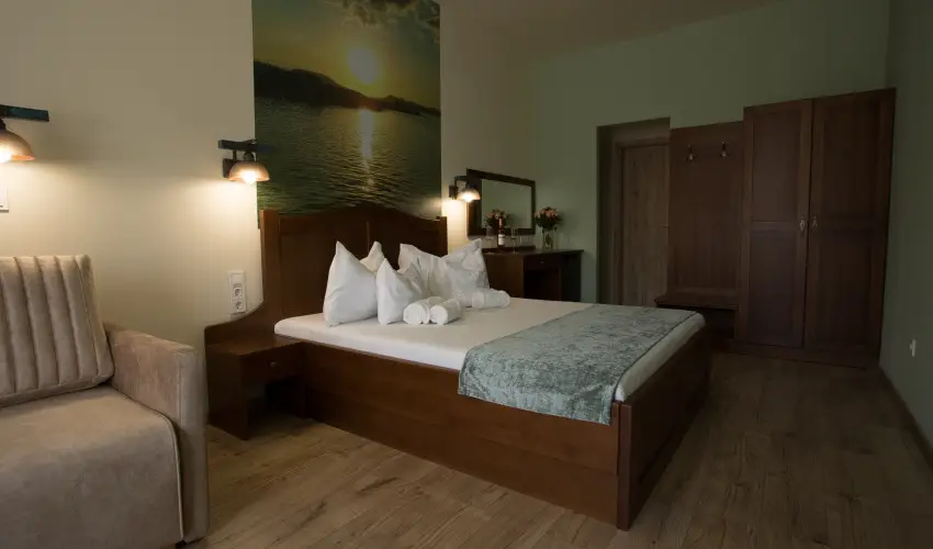 Viktor Bor- s Vendghz Balatonmriafrd - Augusztus 20.