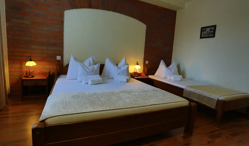 Viktor Bor- s Vendghz Balatonmriafrd - Augusztus 20.