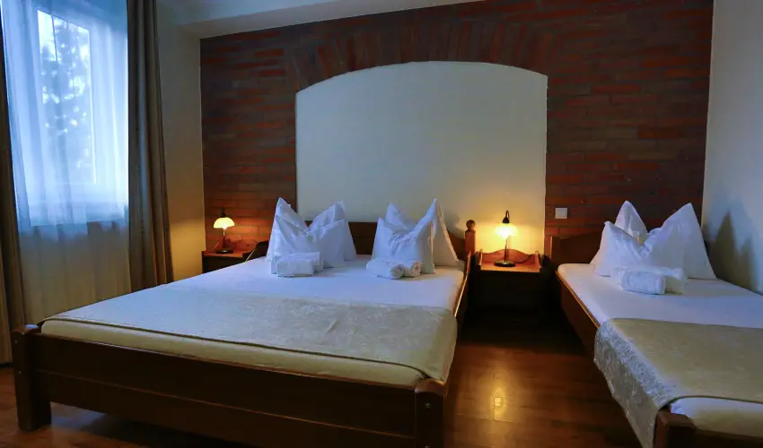 Viktor Bor- s Vendghz Balatonmriafrd - Augusztus 20.