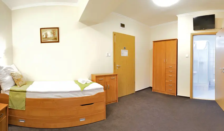 Wellness Hotel Vikt�ria Nagyat�d - Augusztus 20.