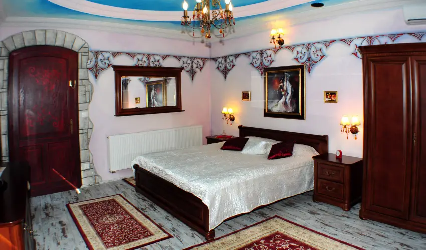 Hotel Villa Classica P�pa - Augusztus 20.