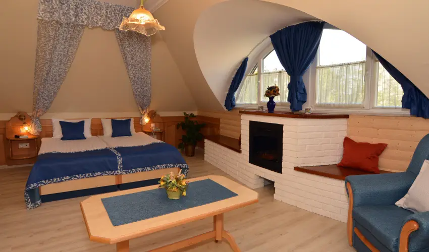 Hotel Villa Classica P�pa - Augusztus 20.