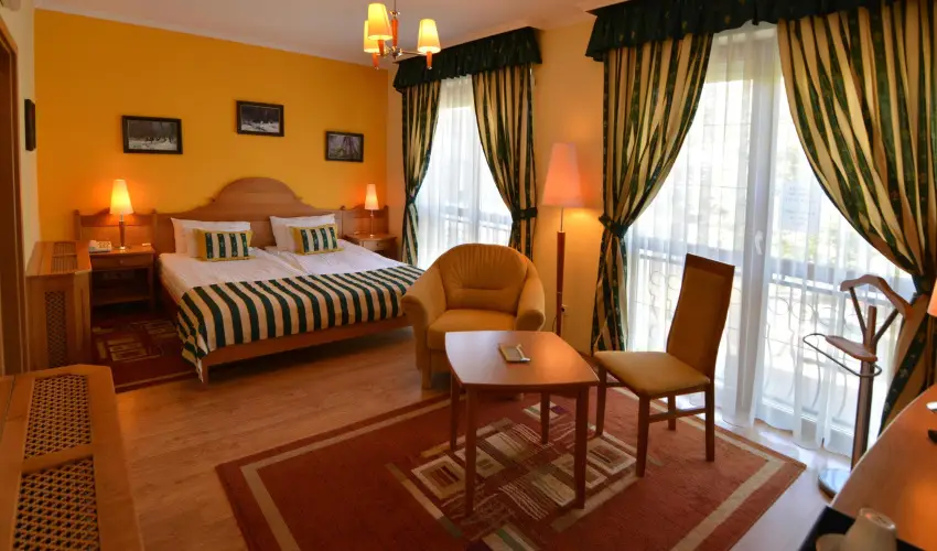 Hotel Villa Classica P�pa - Augusztus 20.