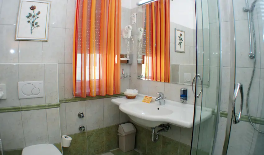 Hotel Villa Classica P�pa - Augusztus 20.