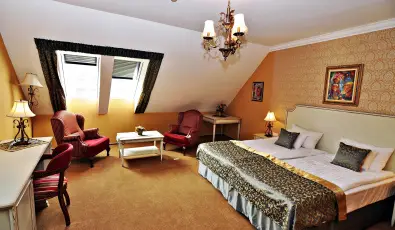 Hotel Villa Classica P�pa