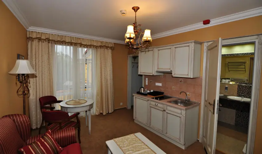 Hotel Villa Classica P�pa - Augusztus 20.