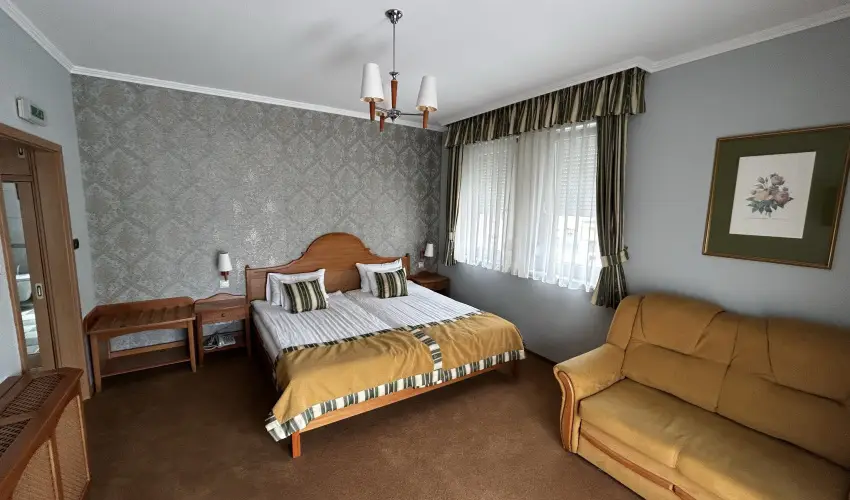 Hotel Villa Classica P�pa - Augusztus 20.