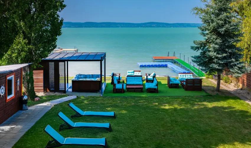 Villa MyLake Zamrdi - Augusztus 20.