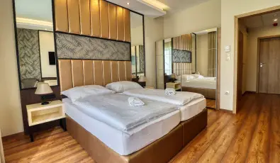 Hotel Villa Park Szilv�sv�rad