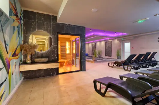 Hotel Villa Park - Augusztus 20.