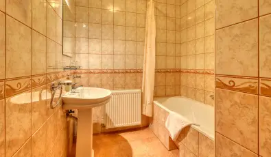 Hotel Villa Park Szilv�sv�rad