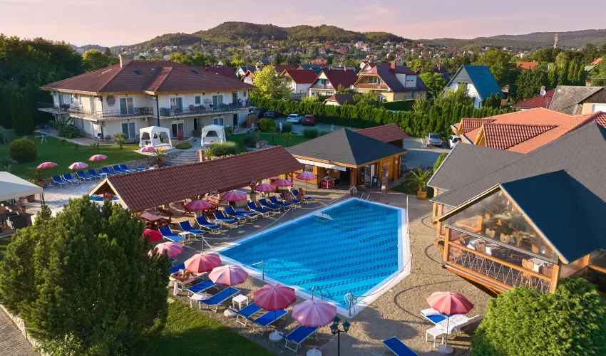 Villa Plattensee Vonyarcvashegy - Augusztus 20. (min. 2 �j)