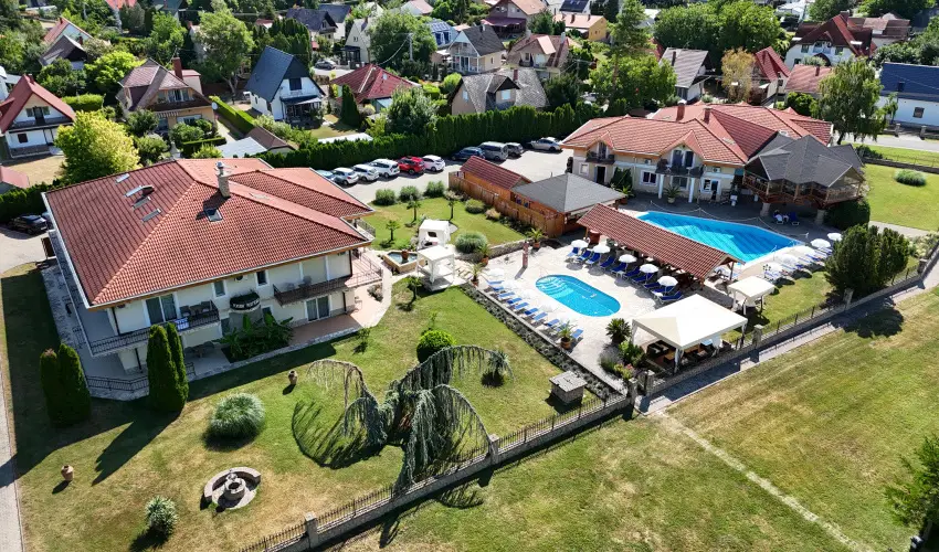 Villa Plattensee Vonyarcvashegy - Augusztus 20. (min. 2 �j)
