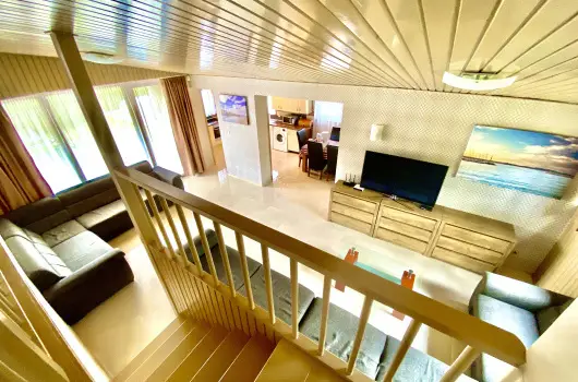 Villa 55 & Pool - Augusztus 20. (min. 5 j)